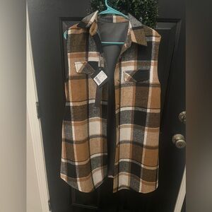 Plaid Sleeveless Shirt with Pockets